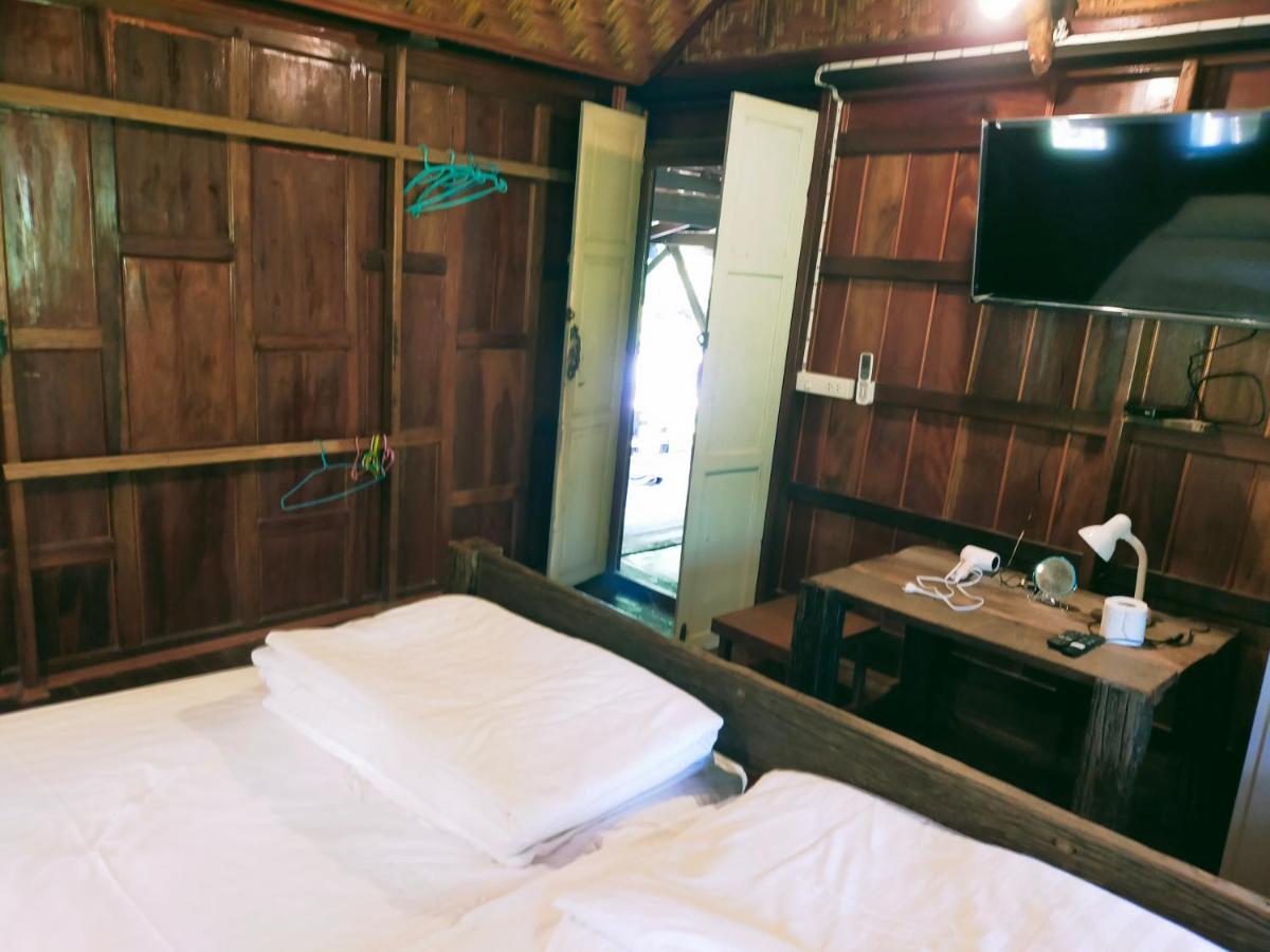 Baanthaeraek Vintage Bungalow Сонгкла Екстериор снимка
