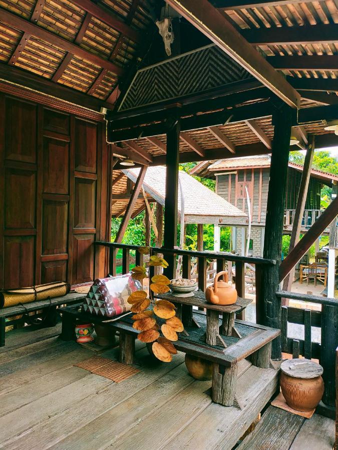 Baanthaeraek Vintage Bungalow Сонгкла Екстериор снимка
